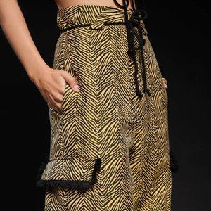 Size: XS Black & Yellow Zebra Trouser